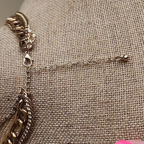 Neck Party 2 necklaces looks like 5! - Picture 6 of 8